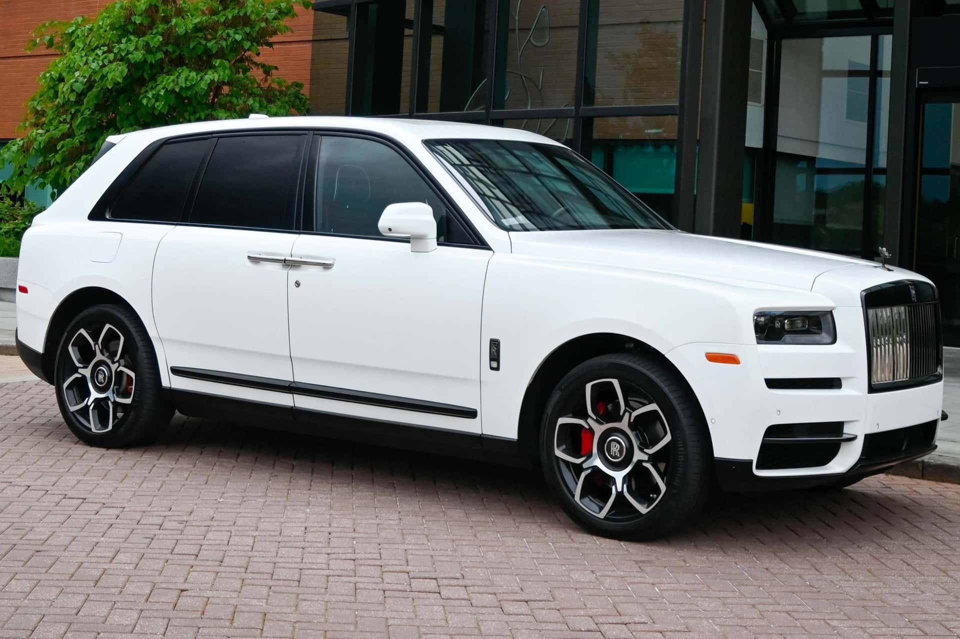 2020 Rolls-Royce Cullinan sold for $170,500