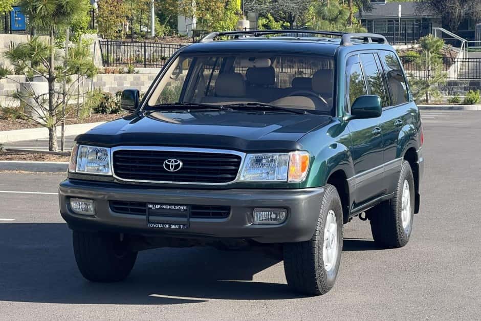 1998 Toyota Land Cruiser 100-Series sold for $41,250