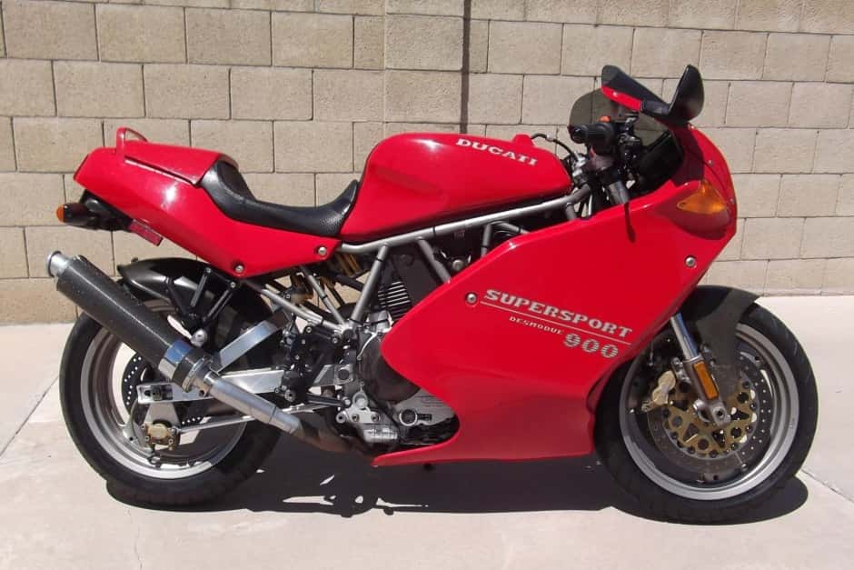 1994 Ducati 750, 800, 900, & 1000 Supersport (1988-2007) sold for $5,400