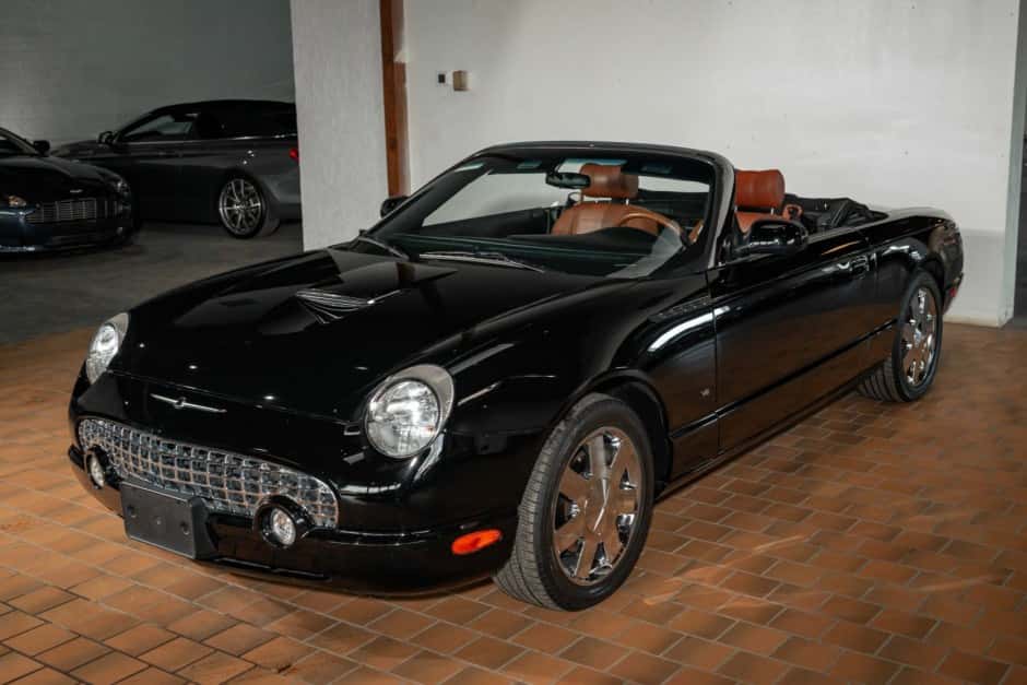 2003 Ford Thunderbird (2002-2005) sold for $13,000