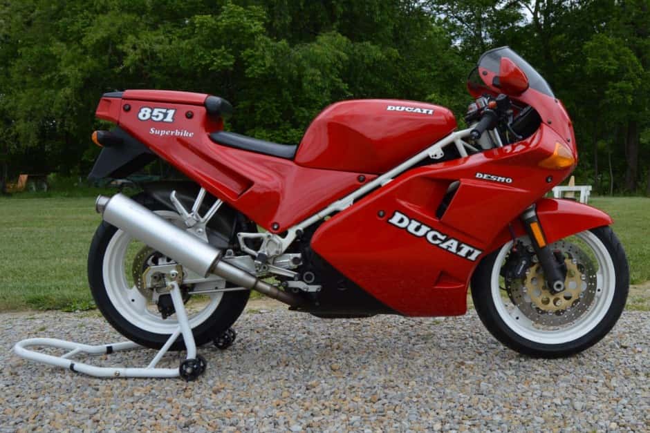 1990 Ducati 851 sold for $9,000