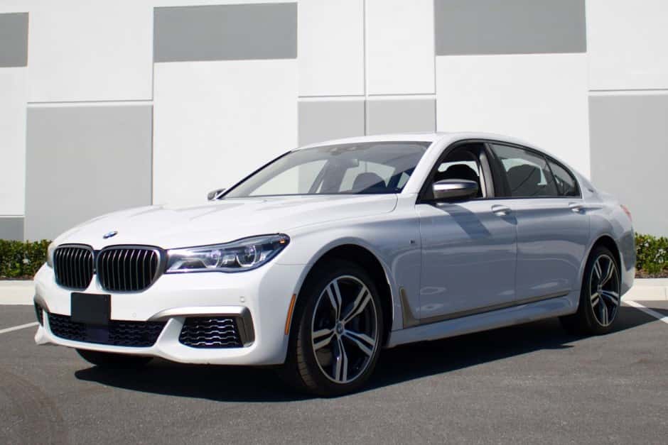 2017 BMW G11/G12 7-Series sold for $27,000