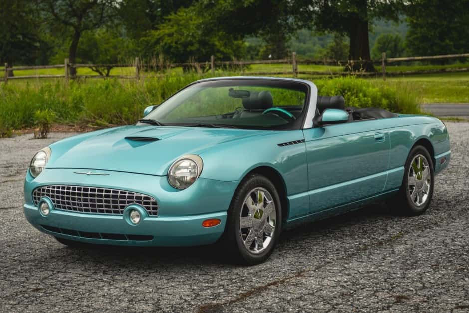 2002 Ford Thunderbird (2002-2005) sold for $13,000