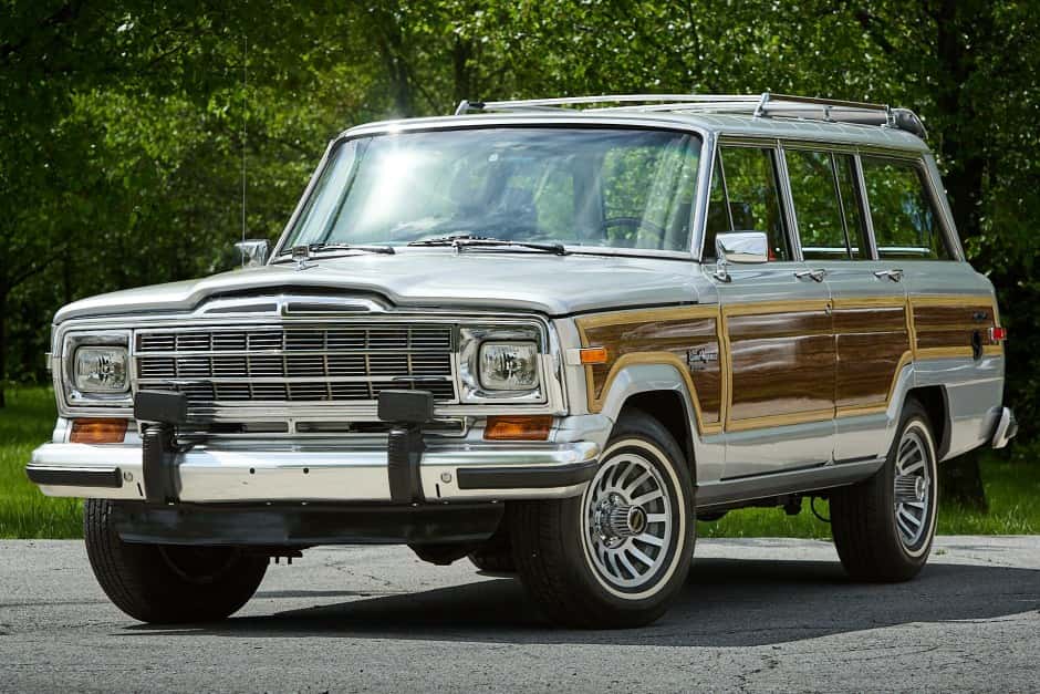 1991 Jeep SJ Grand Wagoneer sold for $64,500
