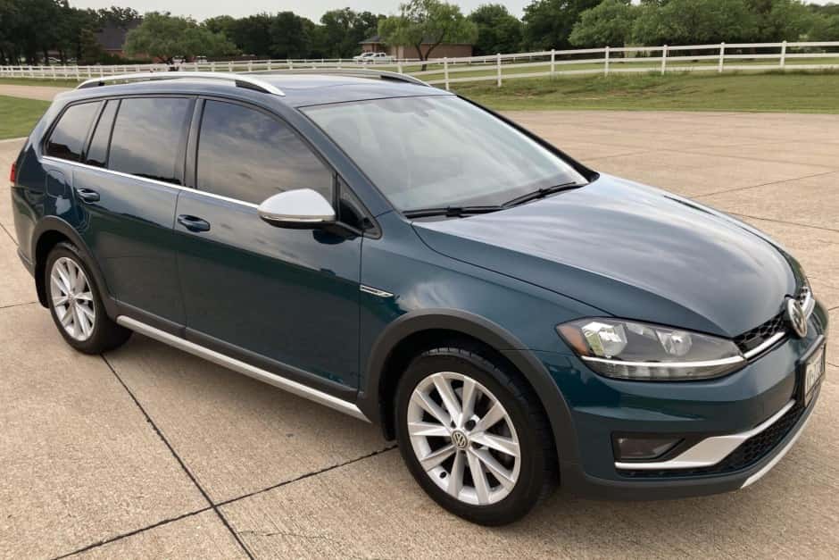 2019 Volkswagen Golf & Rabbit sold for $19,500