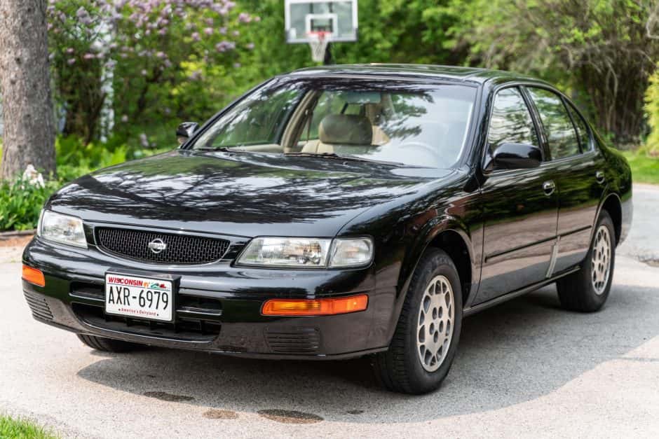 1996 Nissan Maxima sold for $15,250