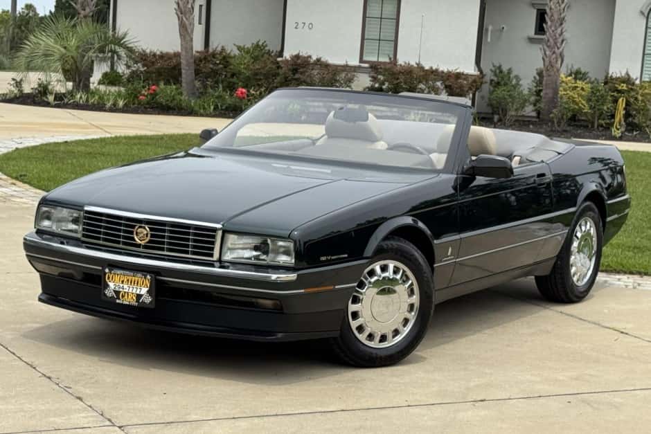 1993 Cadillac Allanté sold for $16,750