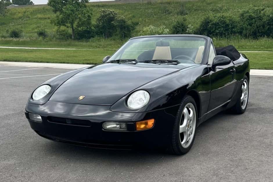 1992 Porsche 968 sold for $8,800