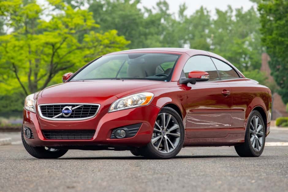 2011 Volvo C70 sold for $12,000