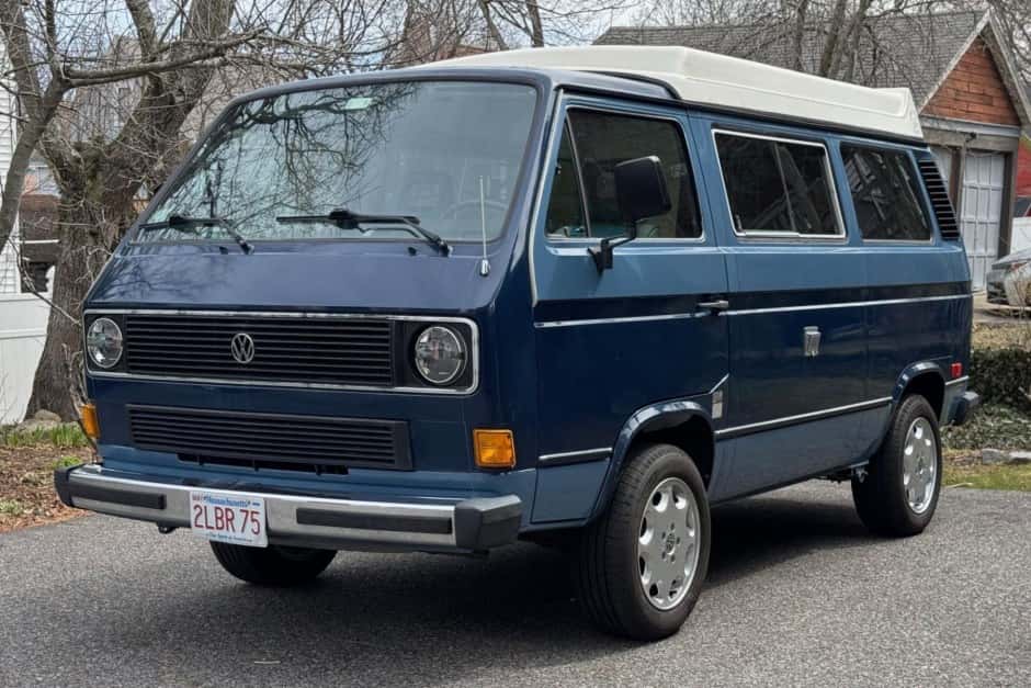 1984 Volkswagen Vanagon sold for $7,800
