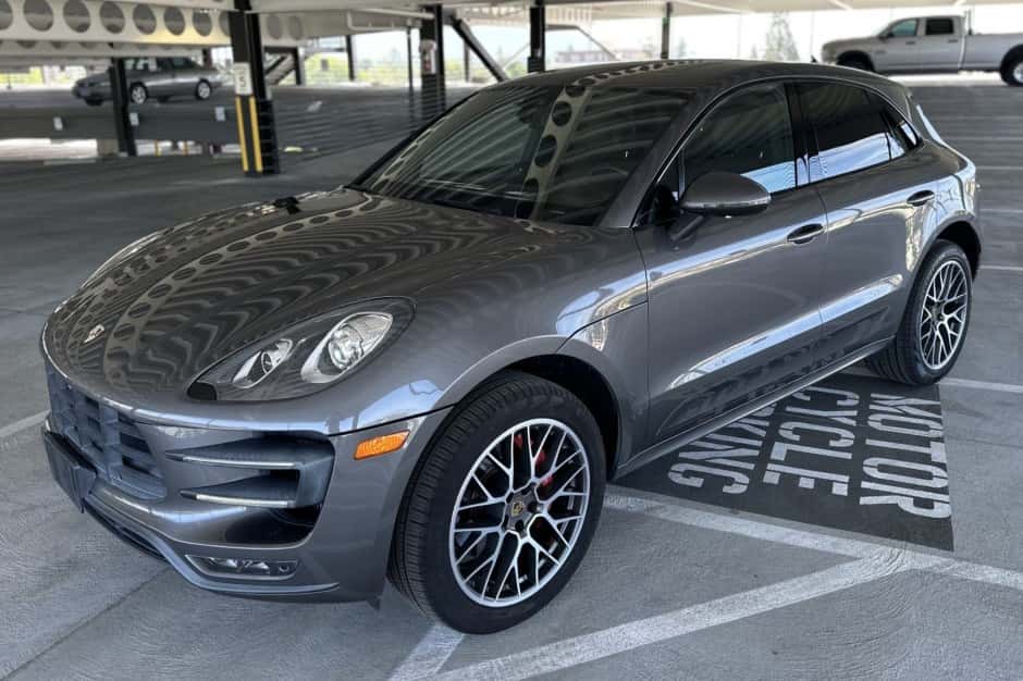 2015 Porsche Macan sold for $20,511