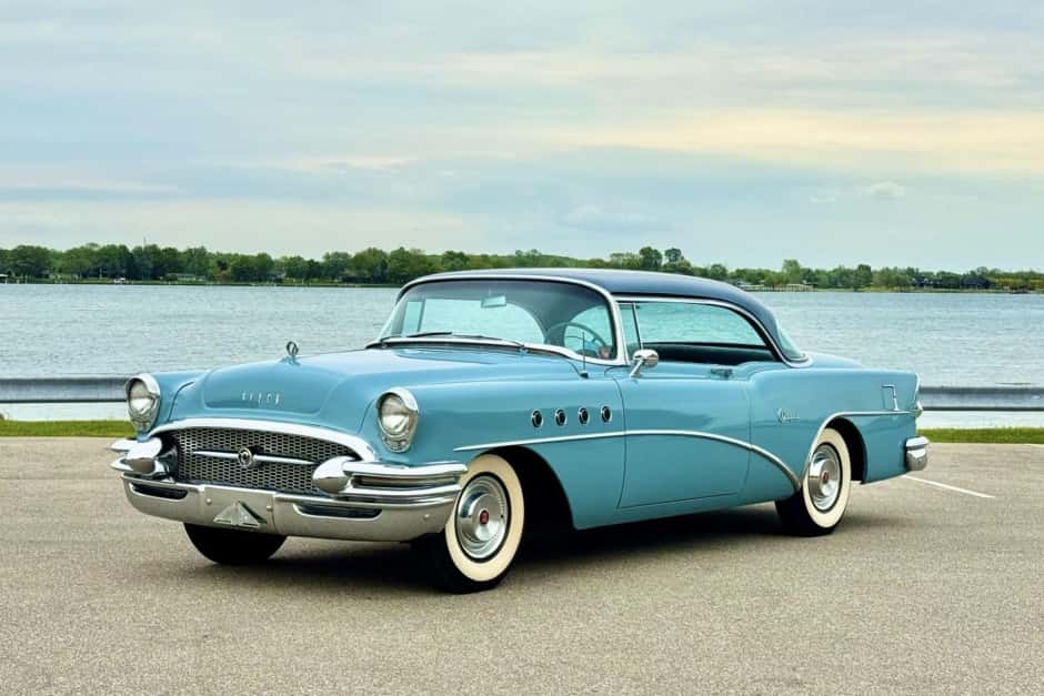 1955 Buick Super sold for $34,250