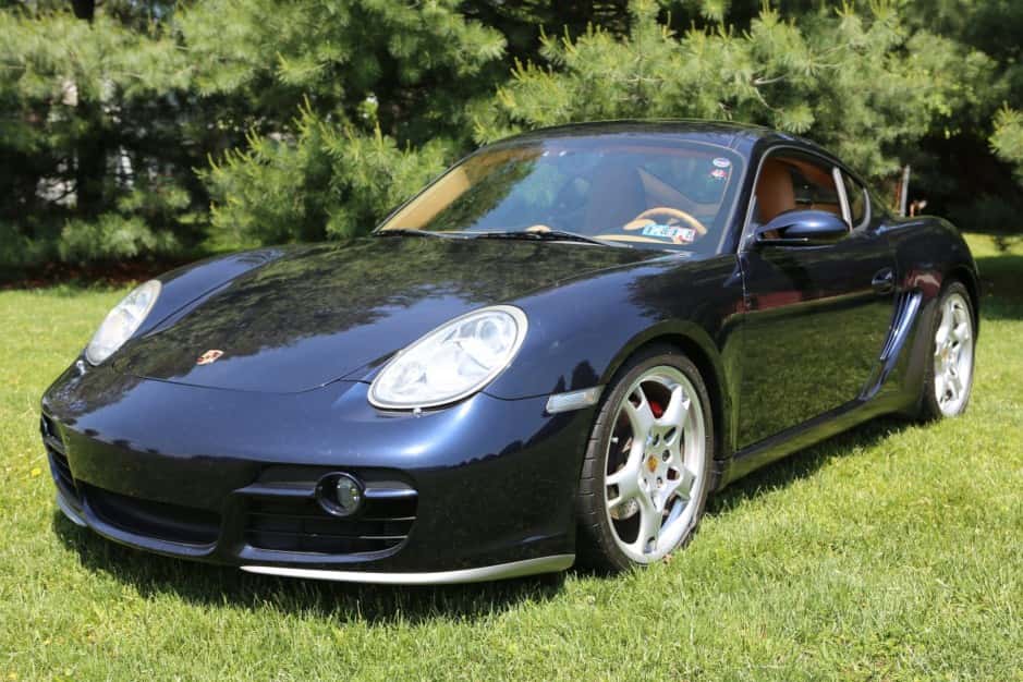 2006 Porsche 987 Cayman sold for $22,000