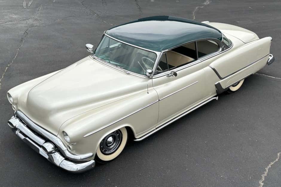 1953 Oldsmobile 98 sold for $15,500