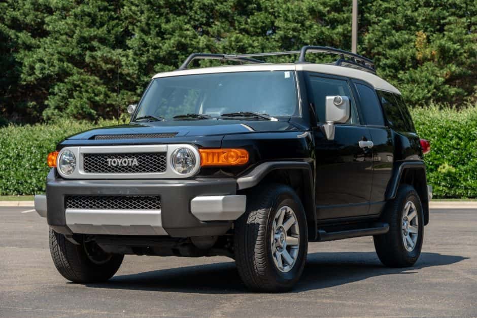 2014 Toyota FJ Cruiser sold for $45,111