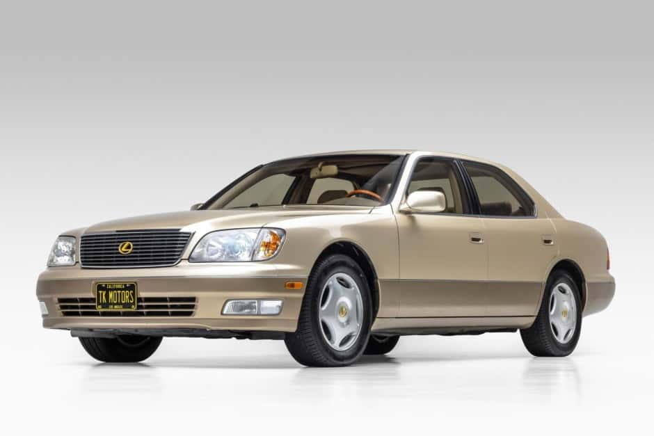 1999 Lexus LS Sedan sold for $17,000
