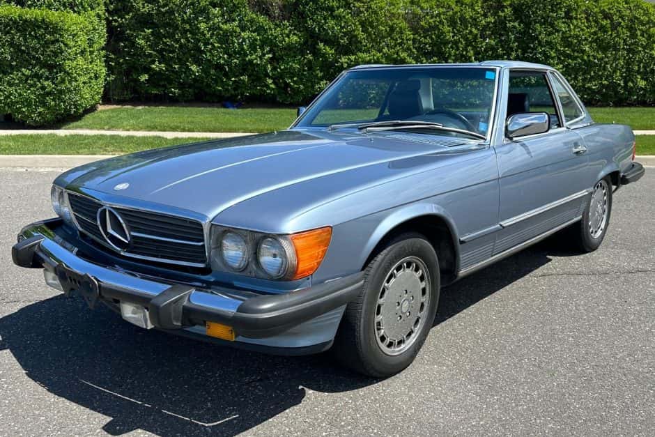 1986 Mercedes-Benz R107 SL sold for $17,500