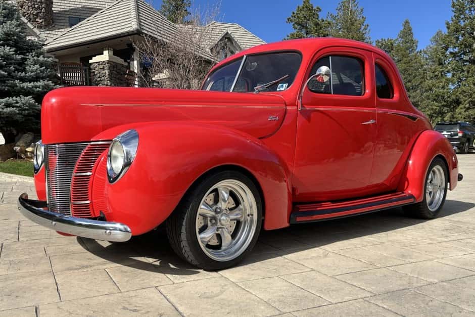 1940 Ford Hot Rod sold for $29,800