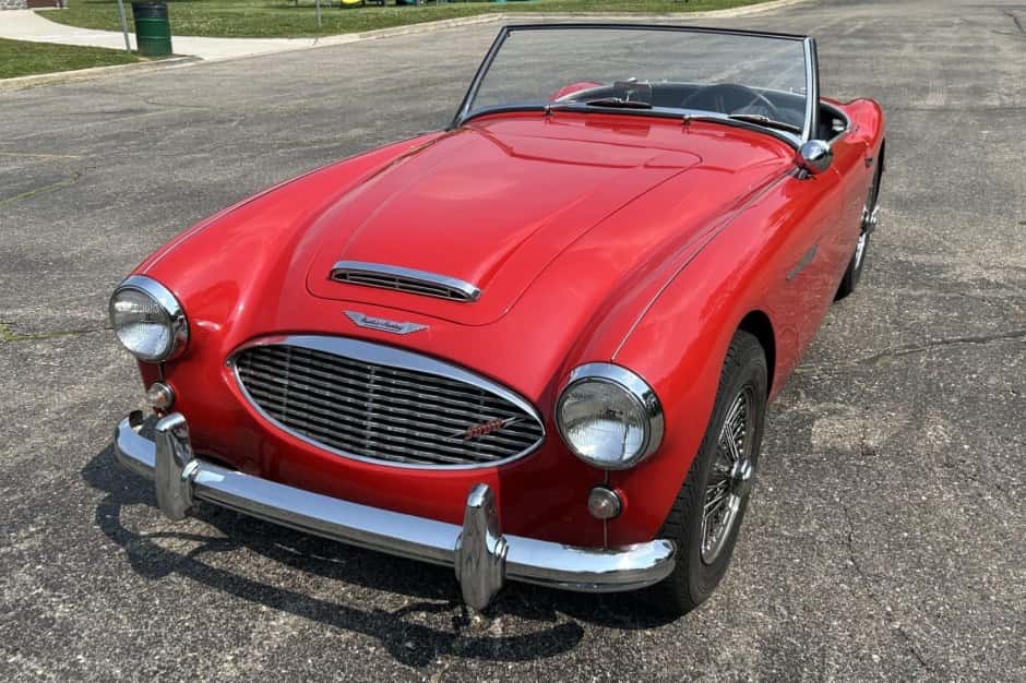 1960 Austin-Healey 3000 sold for $34,583