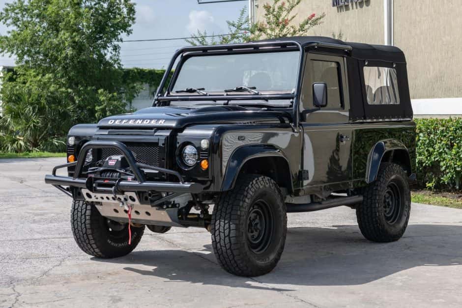 2022 Osprey Defender Replica sold for $56,000