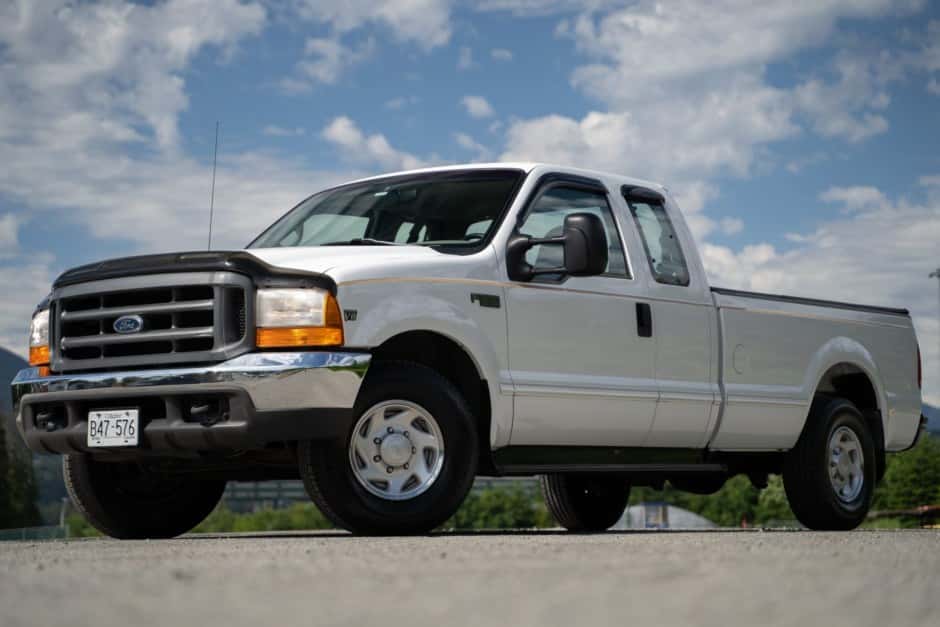 1999 Ford Super Duty 1999-2007 sold for $17,777