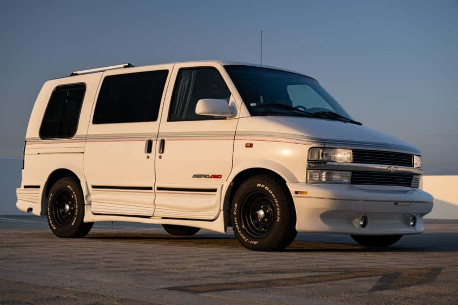 1997 Chevrolet  sold for $19,327