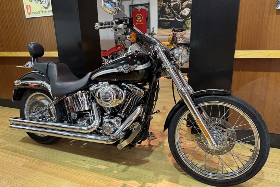 2003 Harley-Davidson Softail sold for $8,100