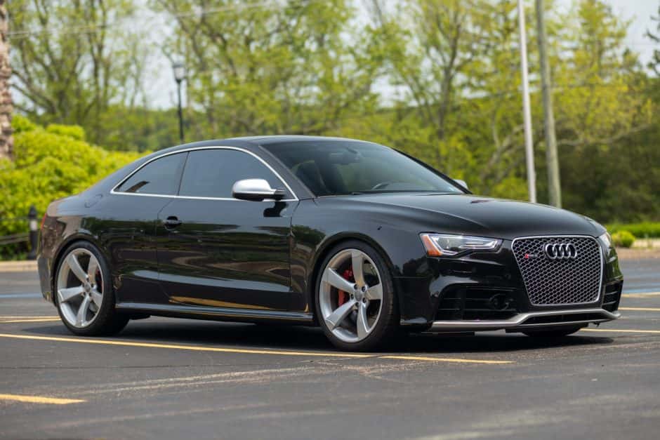 2015 Audi RS5 sold for $30,251