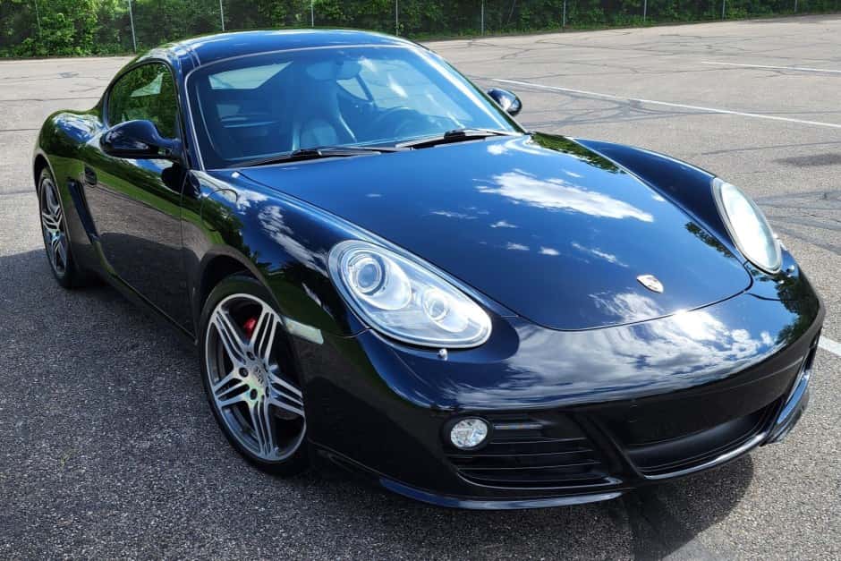 2009 Porsche 987 Cayman sold for $41,000