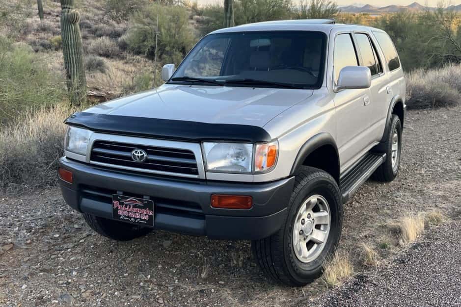 1996 Toyota 4Runner (N180) sold for $25,750