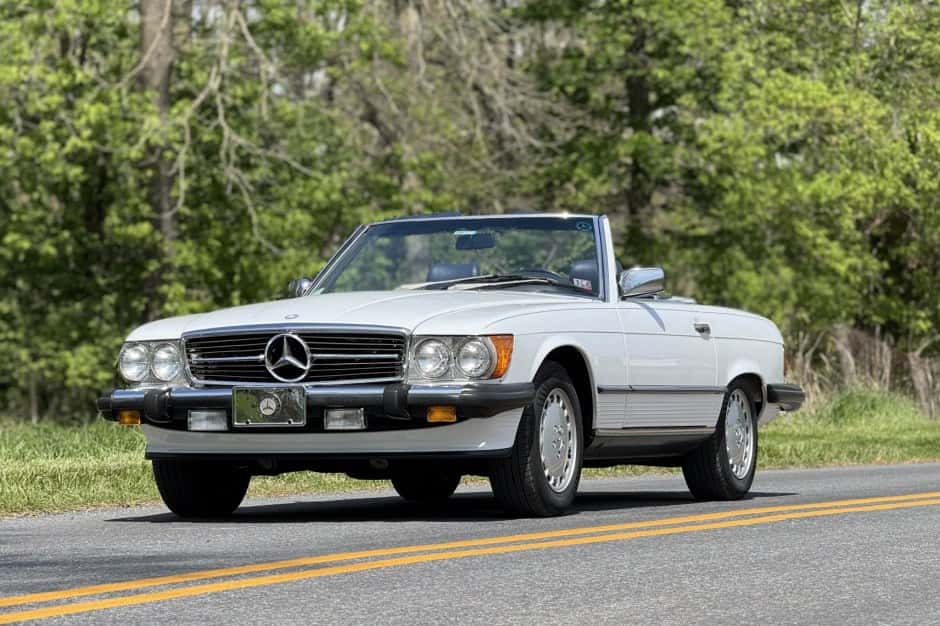 1987 Mercedes-Benz R107 SL sold for $30,500