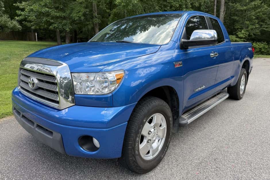 2007 Toyota Tundra (XK50 2007-2021) sold for $31,327