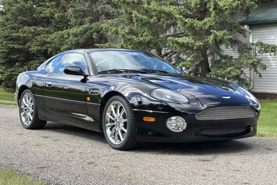 2000 Aston Martin DB7 sold for $32,000