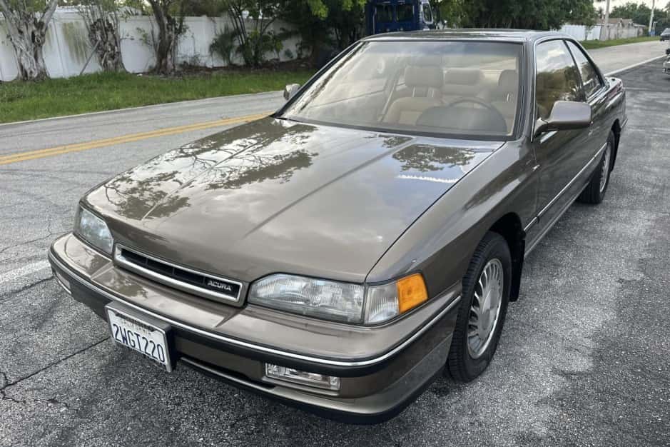 1990 Acura Legend sold for $15,000