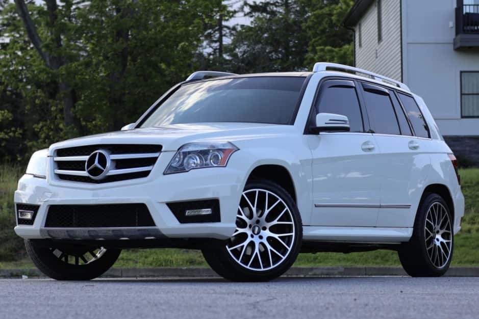 2011 Mercedes-Benz X204 GLK-Class sold for $10,500