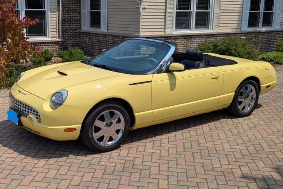 2002 Ford Thunderbird (2002-2005) sold for $12,750