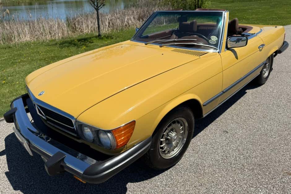 1978 Mercedes-Benz R107 SL sold for $20,001
