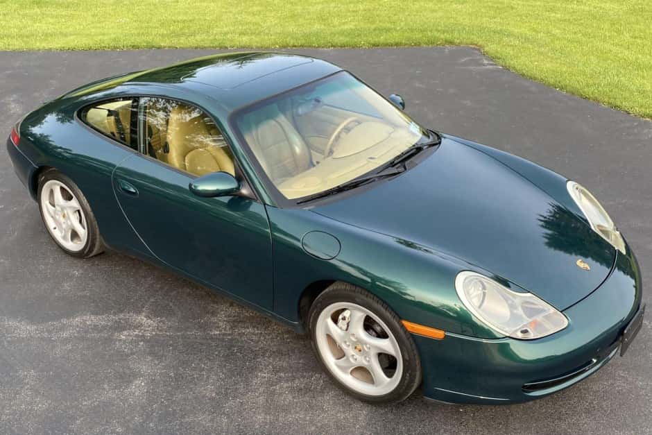 2000 Porsche 996 911 (Non-Turbo/GT2/GT3) sold for $40,000