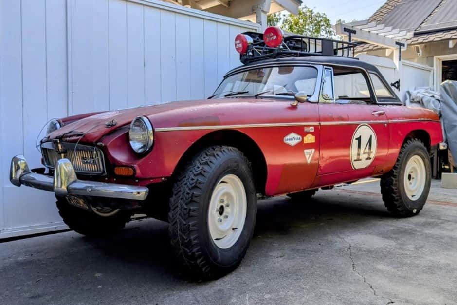 1966 MG MGB sold for $6,000