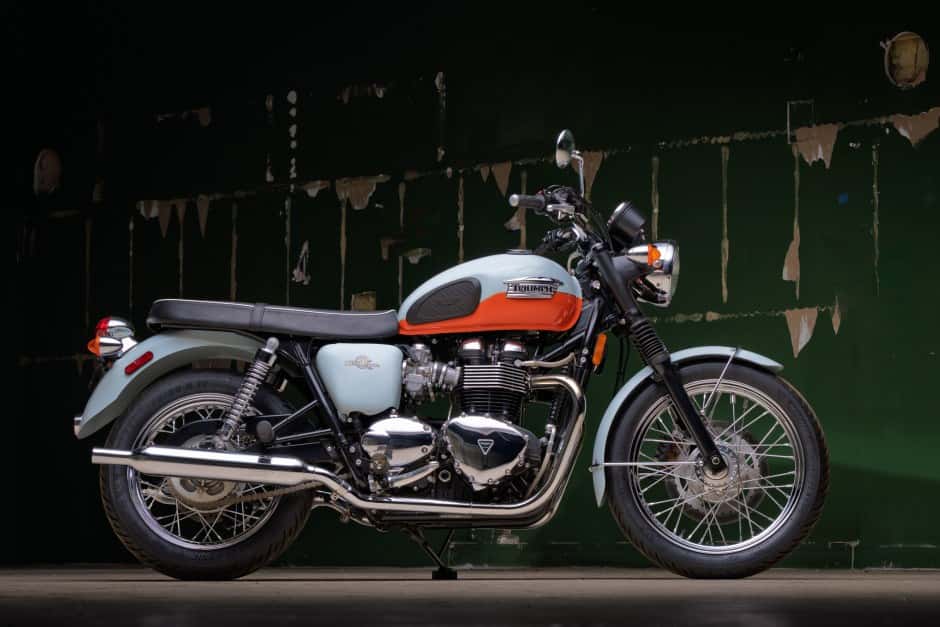 2009 Triumph New Bonneville (2000+) sold for $9,700