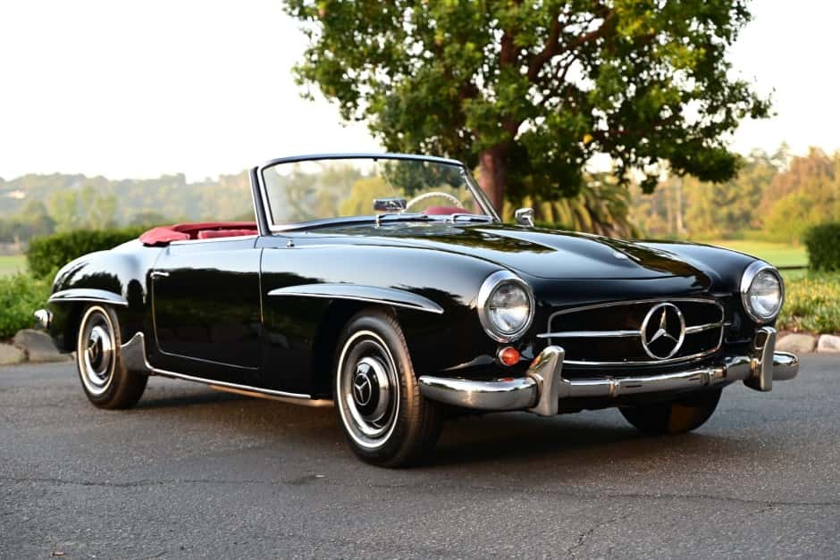 1960 Mercedes-Benz 190SL sold for $99,500
