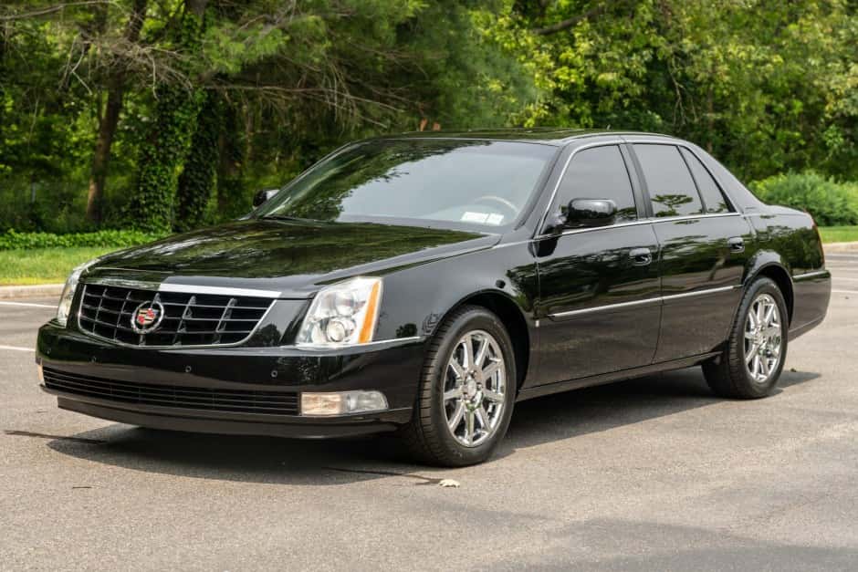 2007 Cadillac DTS sold for $18,500
