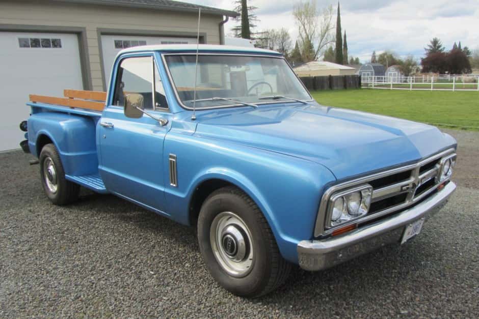 1967 GMC C/K 1967-1972 sold for $15,000