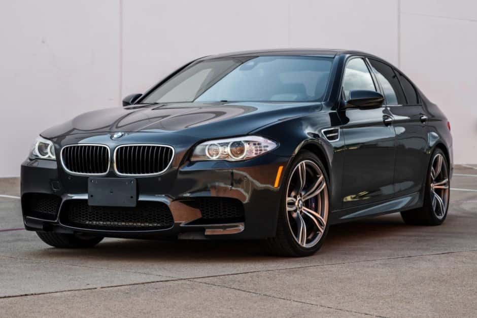 2013 BMW F10 M5 sold for $38,500