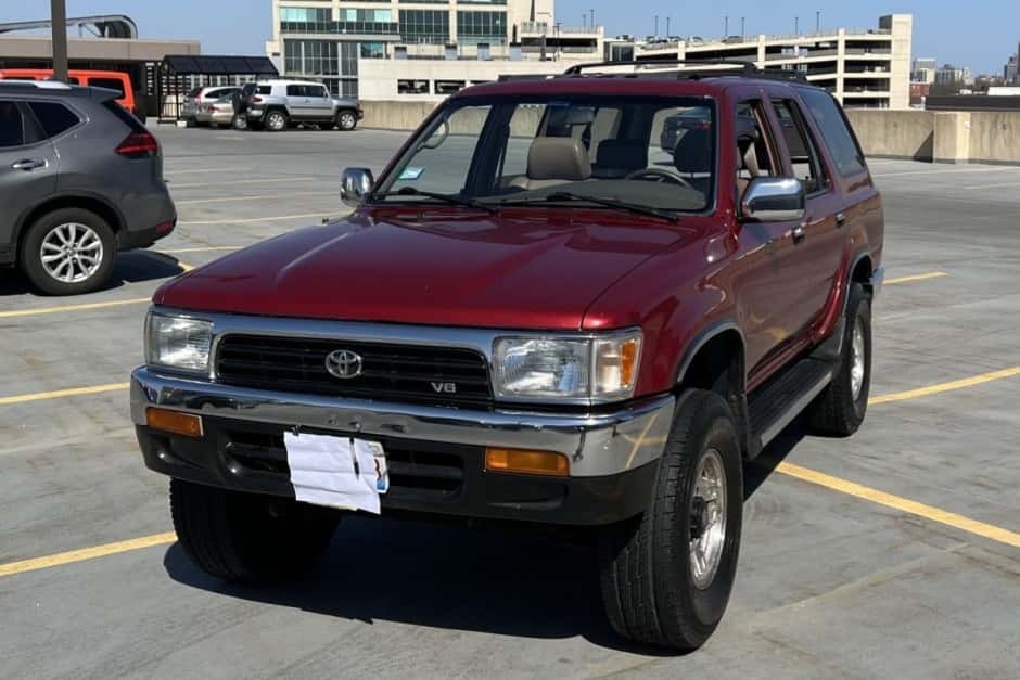 1995 Toyota 4Runner (N120) sold for $5,800