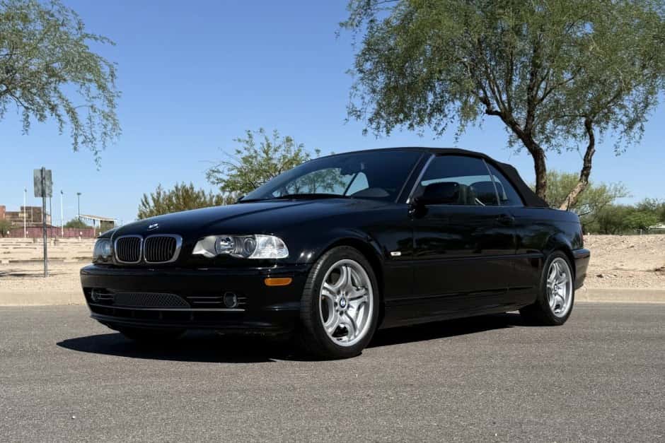 2002 BMW E46 3-Series Convertible sold for $10,280