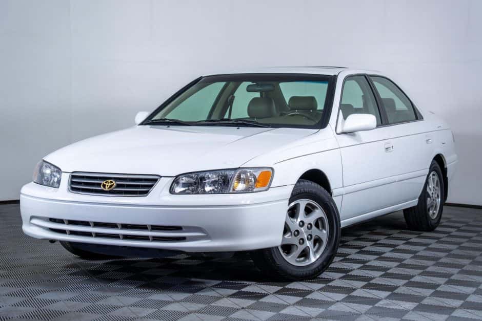 2000 Toyota Camry sold for $10,250