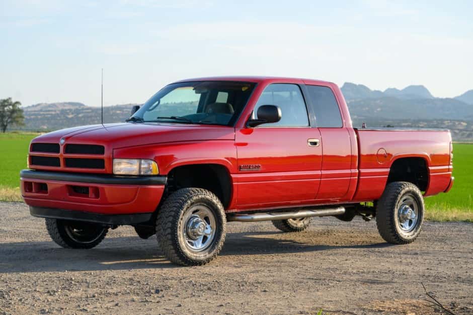 1998 Dodge Ram HD (1994-2002) sold for $19,000
