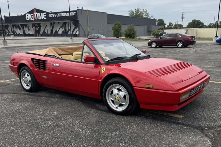 1988 Ferrari Mondial sold for $48,200