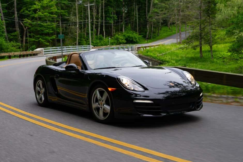 2015 Porsche 981 Boxster sold for $39,000